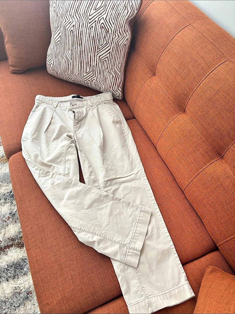 Banana Republic Straight Leg Pants White Size 6